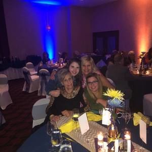 Meet your Posher, Carli